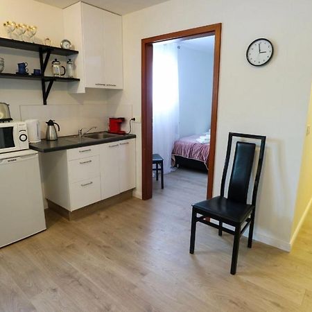Отель 10B Gamla Laeknishusith Hg15108 Saudarkrokur Экстерьер фото